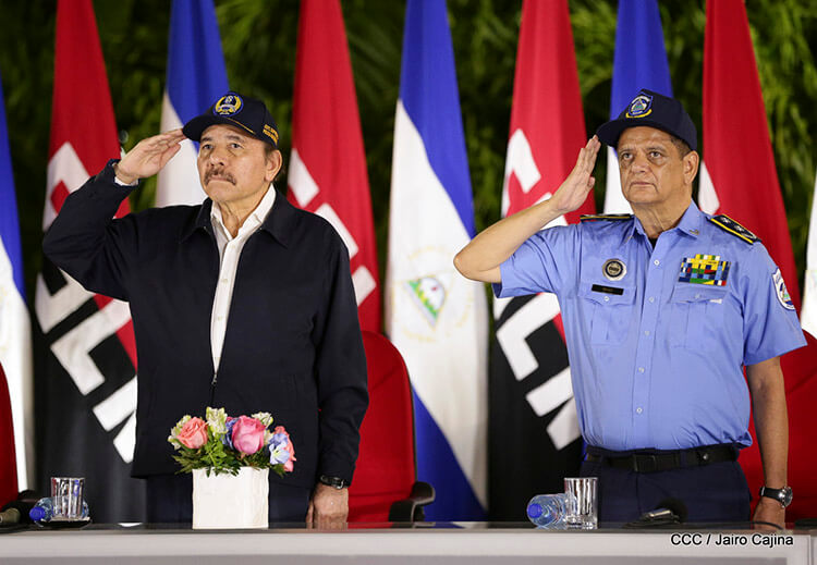 policia-nacional-nicaragua-daniel-ortega-rosario-murillo-acto-aniversario